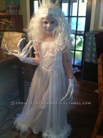 Original and Scary Ice Queen Costume for a Girl