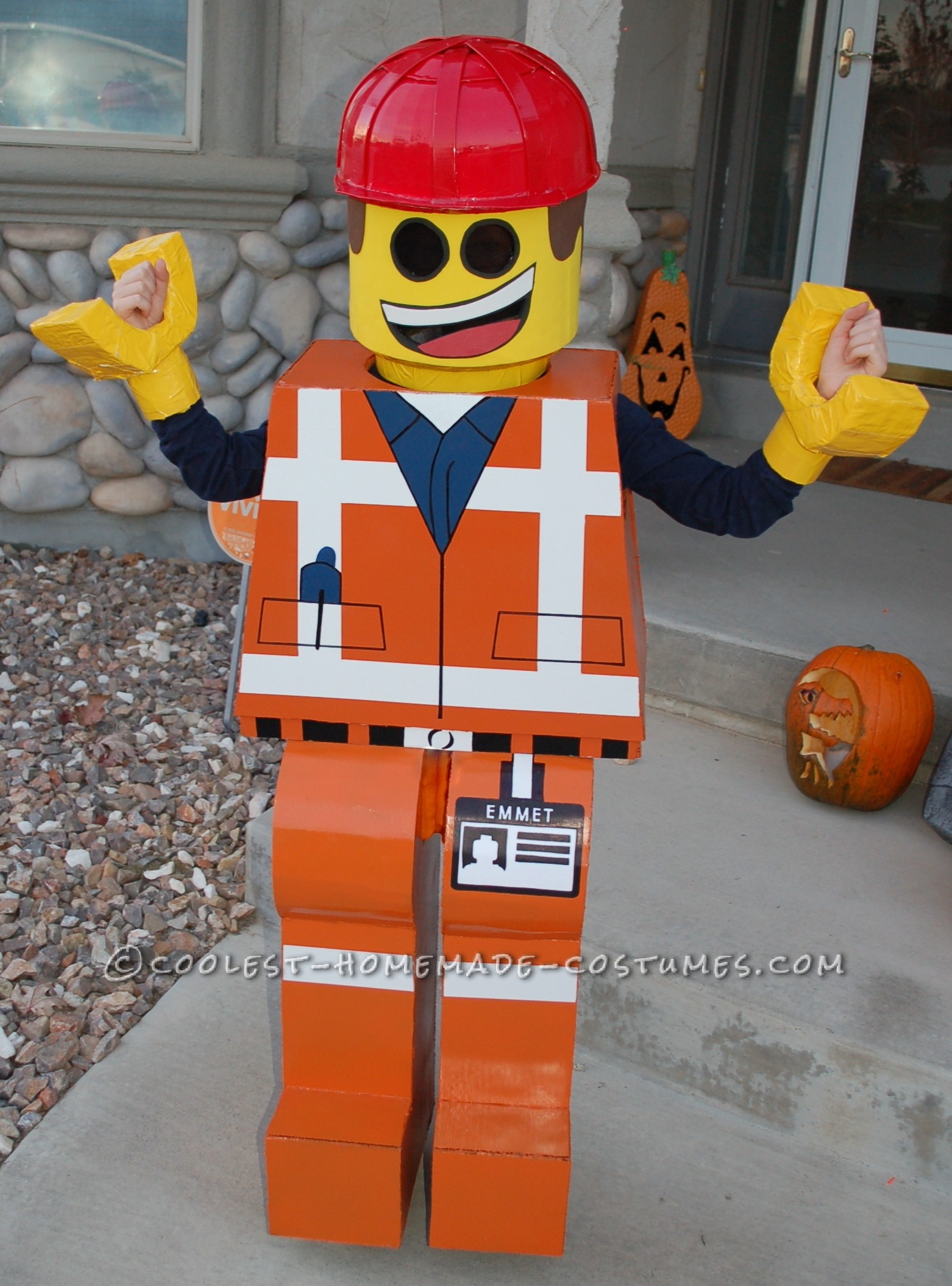 lego costume emmet