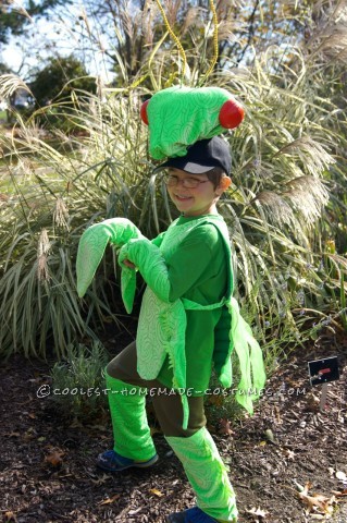 Fabulous and Original Homemade Praying Mantis Costume