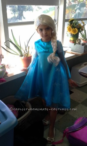 Frozen Elsa Costume That Warmed My Six Year Old