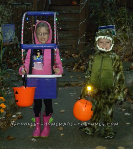 Fun Homemade Ferris Wheel Costume for a Girl