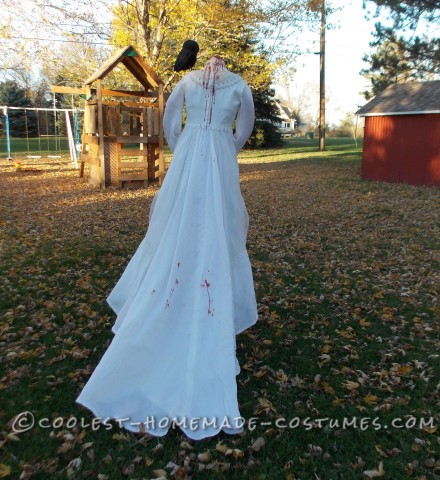 Haunting Headless Bride Costume for a 9-Year-Old Girl