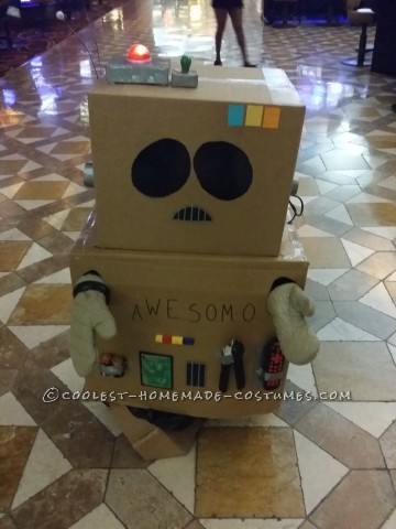 Coolest South Park AWESOM-O Costume