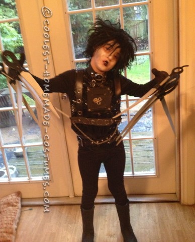 Last Minute Homemade Edward Scissorhands Costume