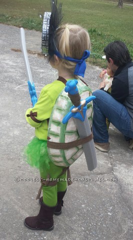 Cool Ninja Turtle Costume for a Little Girl