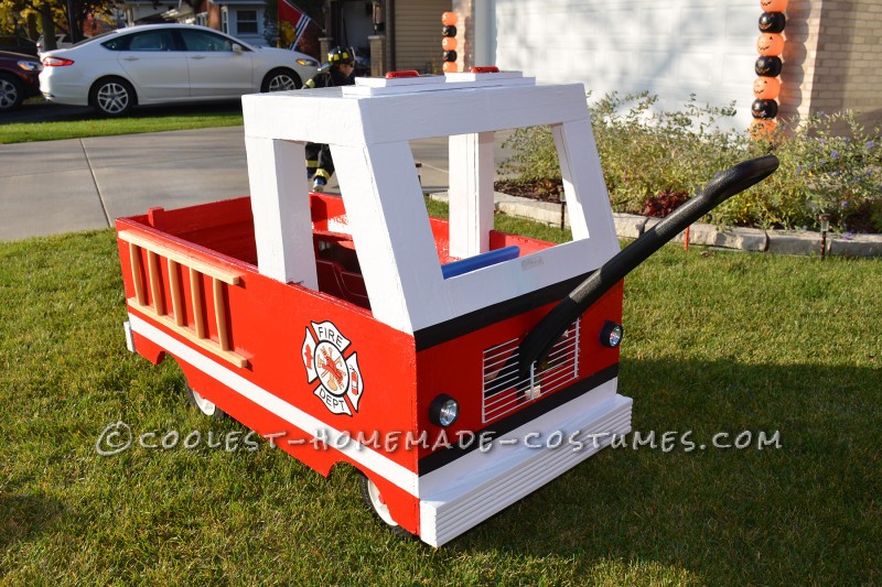 Coolest Fireman Family Costumes: Little Heroes with Big Hoses