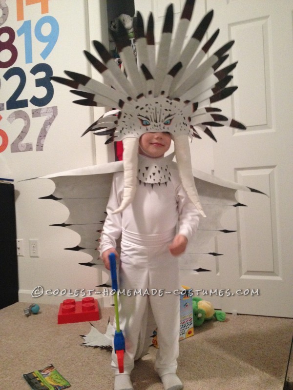 Headpiece falling off after he looked down. I guess I'm not done with the costume after all. 