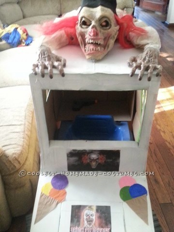 Scariest I-Scream Truck with Crazy Clown Kid Costume