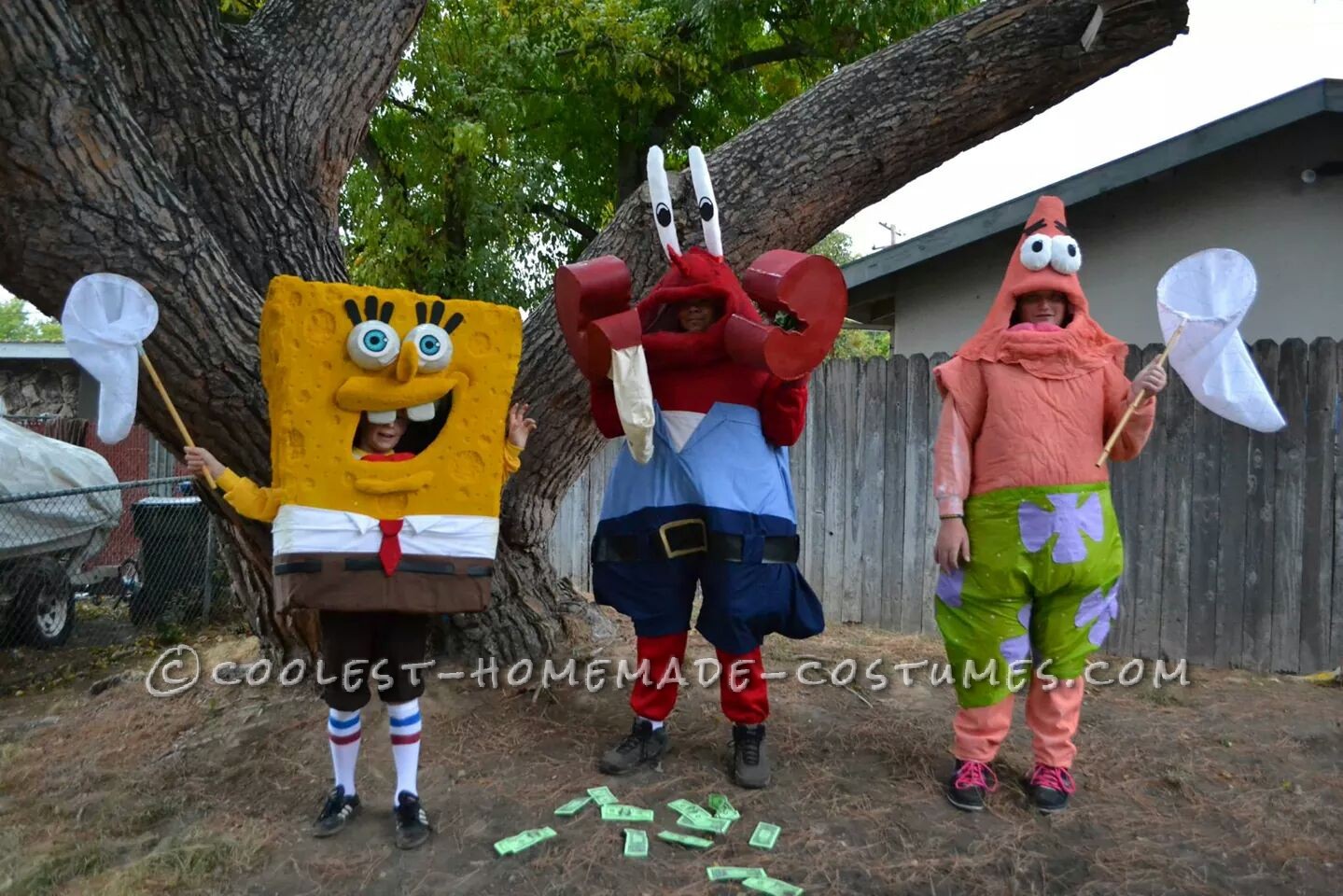 Cool DIY Spongebob Crew Group Costume