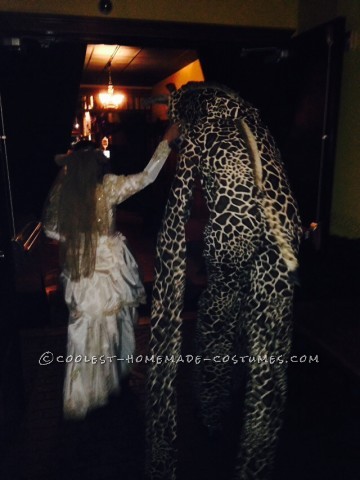 Cool Giraffe Costume on Stilts