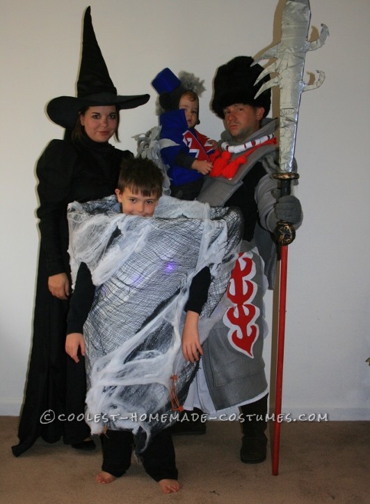 The Wicked Crew: The Dark Side of Oz Family Costume