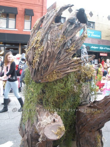 Cool Walking Tree Costume on Stilts