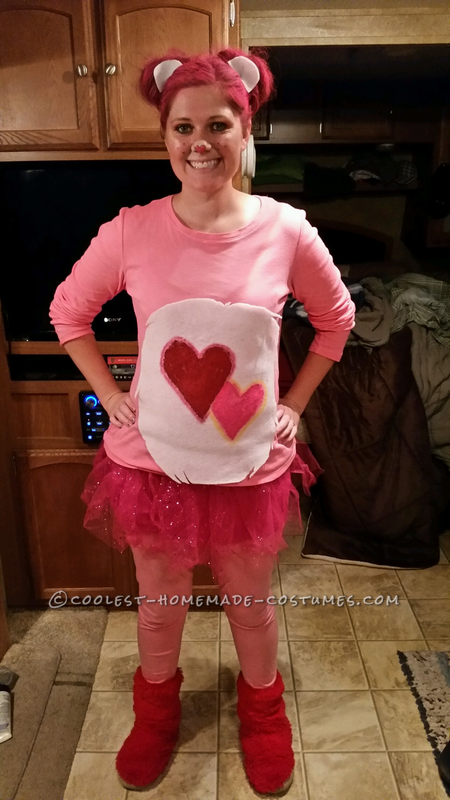 Woman's Low Cost Last Minute Love-a-Lot Care Bear Costume