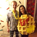 Cool San Diego (Sandy Eggo) Couples Costume