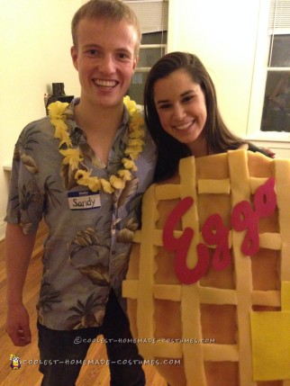 Cool San Diego (Sandy Eggo) Couples Costume