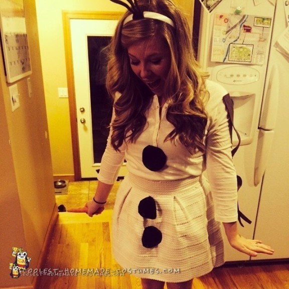 College-Girl Edition Olaf Costume