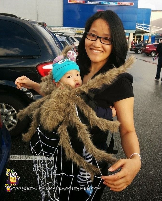 Cool Baby and Mom Costume - Spider and Web