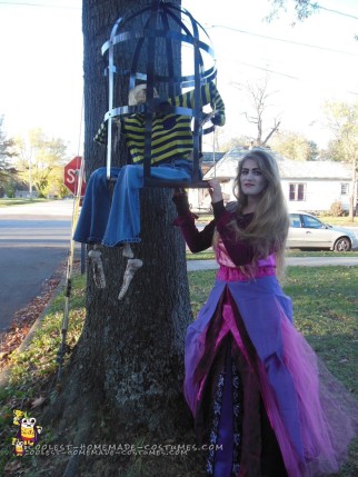 Coolest Hocus Pocus Costumes and Front Yard Props