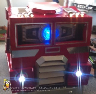 Cool Optimus Prime Costume with Light-Up Matrix