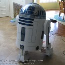 Amazing Drivable Homemade R2D2 Costume!