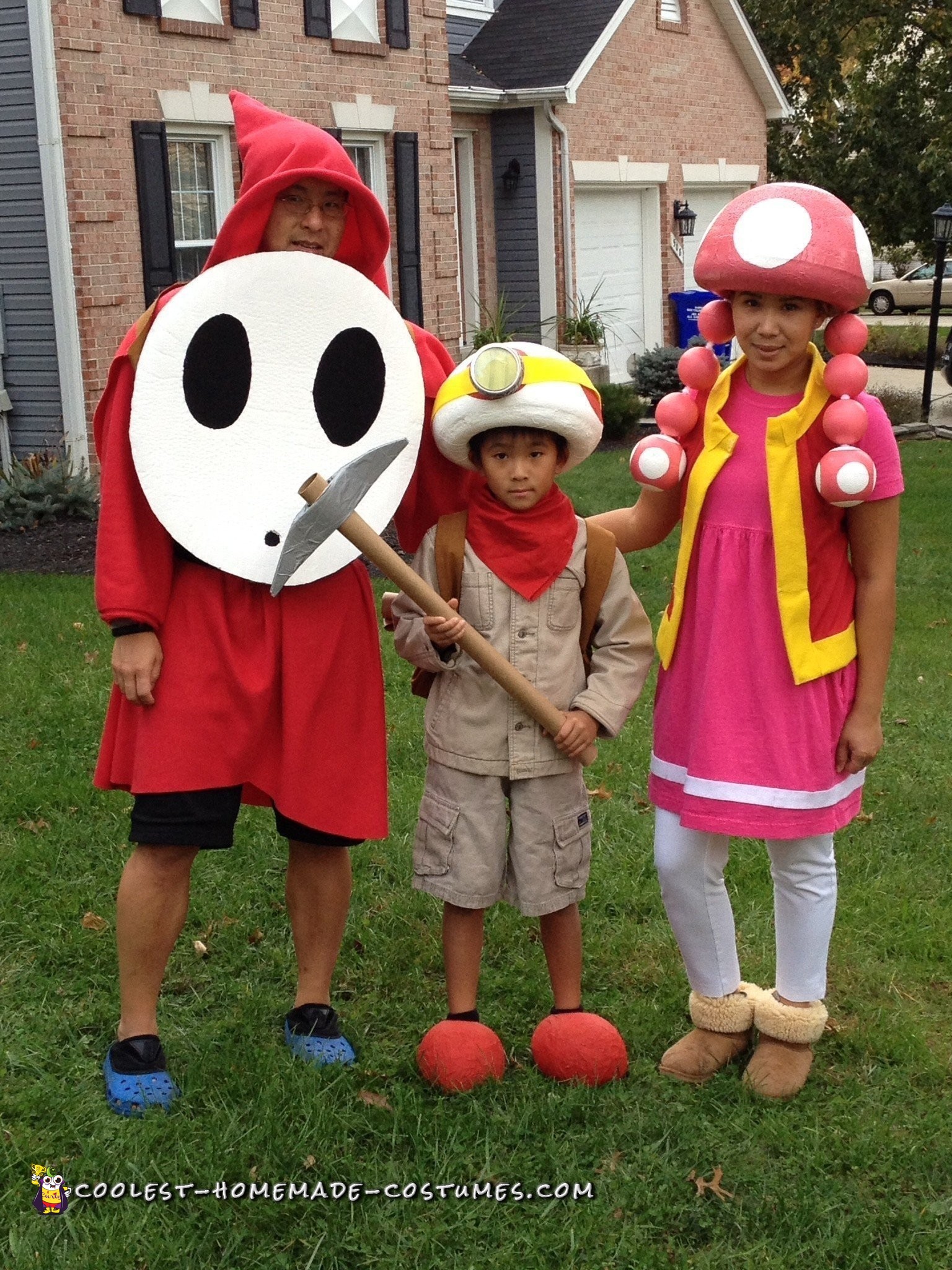 Cool Mario Brothers Costumes: Captain Toad, Toadette and Shy Guy