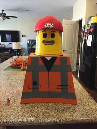 Awesome Lego Movie Costume - Emmet