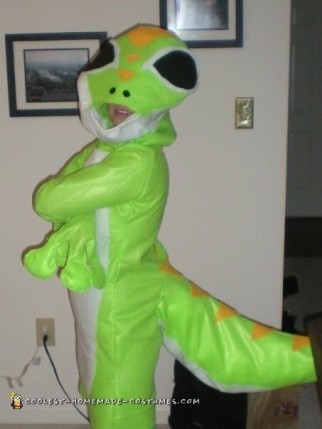 Geico Gecko and Customer Couple Costume