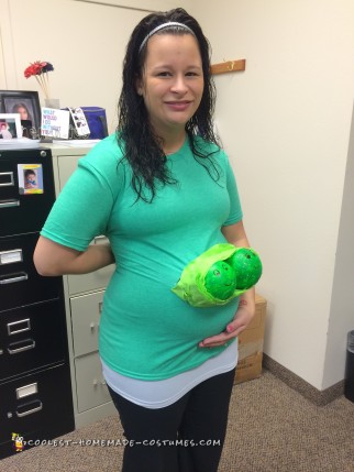 Twin Pregnancy Costume Two Peas in a Pod