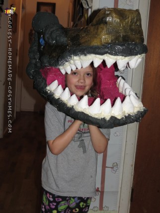 Awesome Jurassic Park Costumes: T-Rex and Ellie