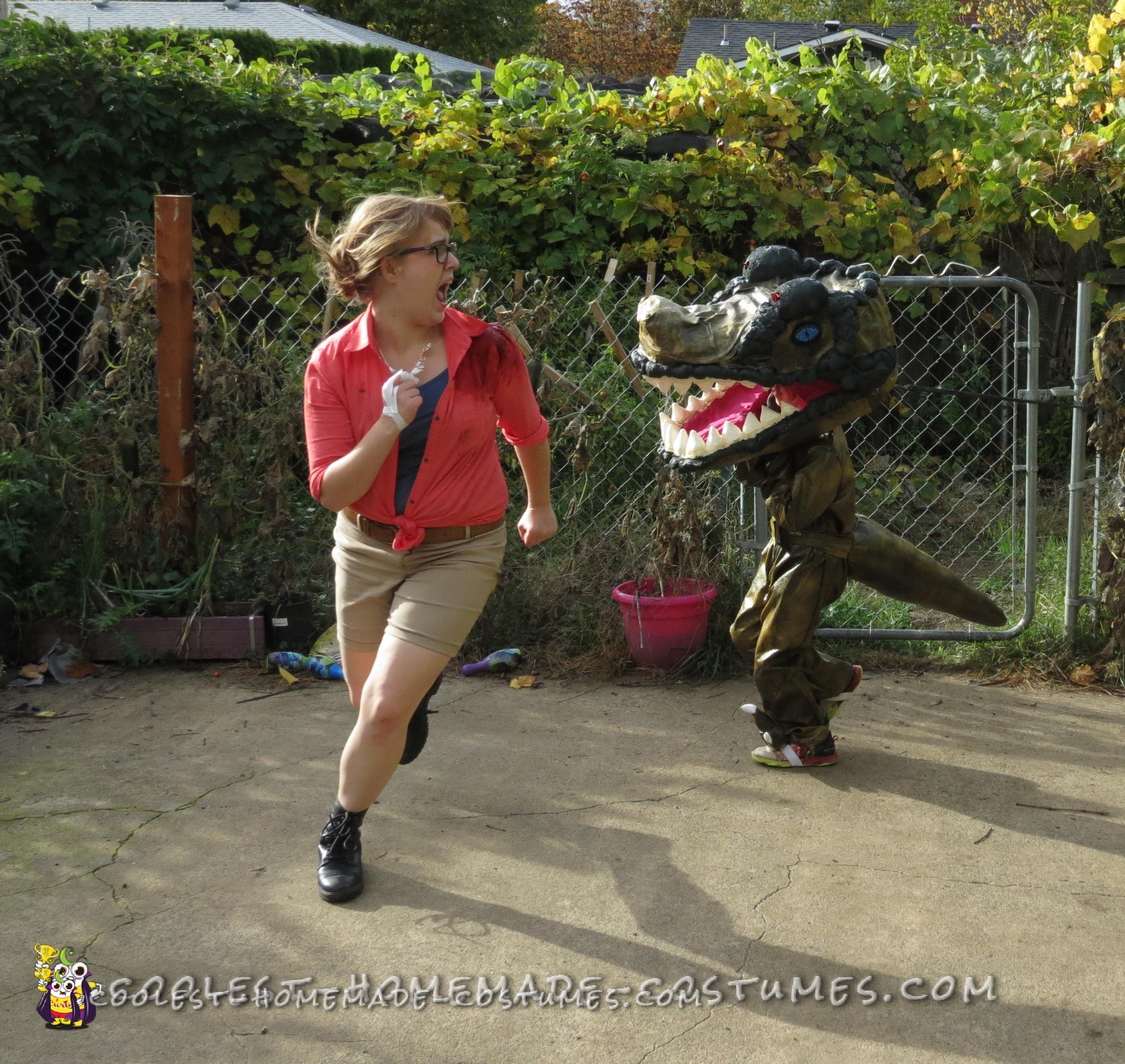 Awesome Jurassic Park Costumes: T-Rex and Ellie