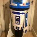 Awesome Quick and Easy R2D2 Costume