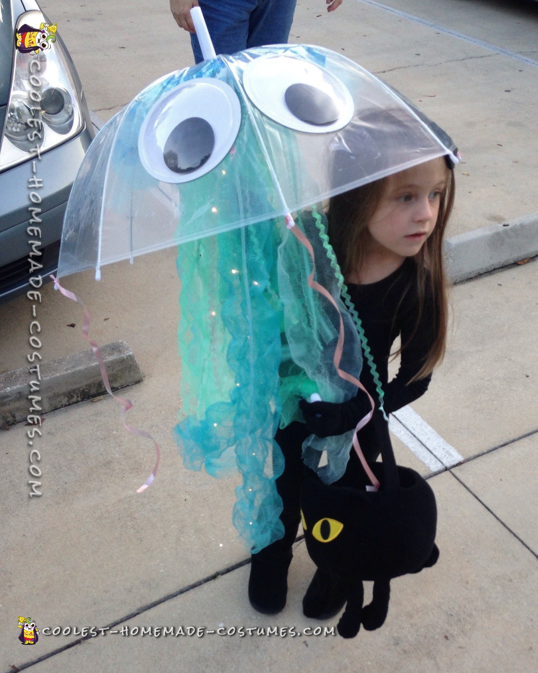 Glow in the dark diy jellyfish costume tutorial - Swoodson Says