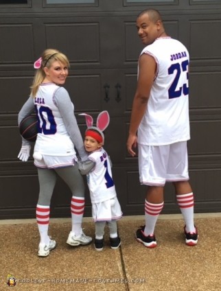 Homemade Space Jam Family Costumes!