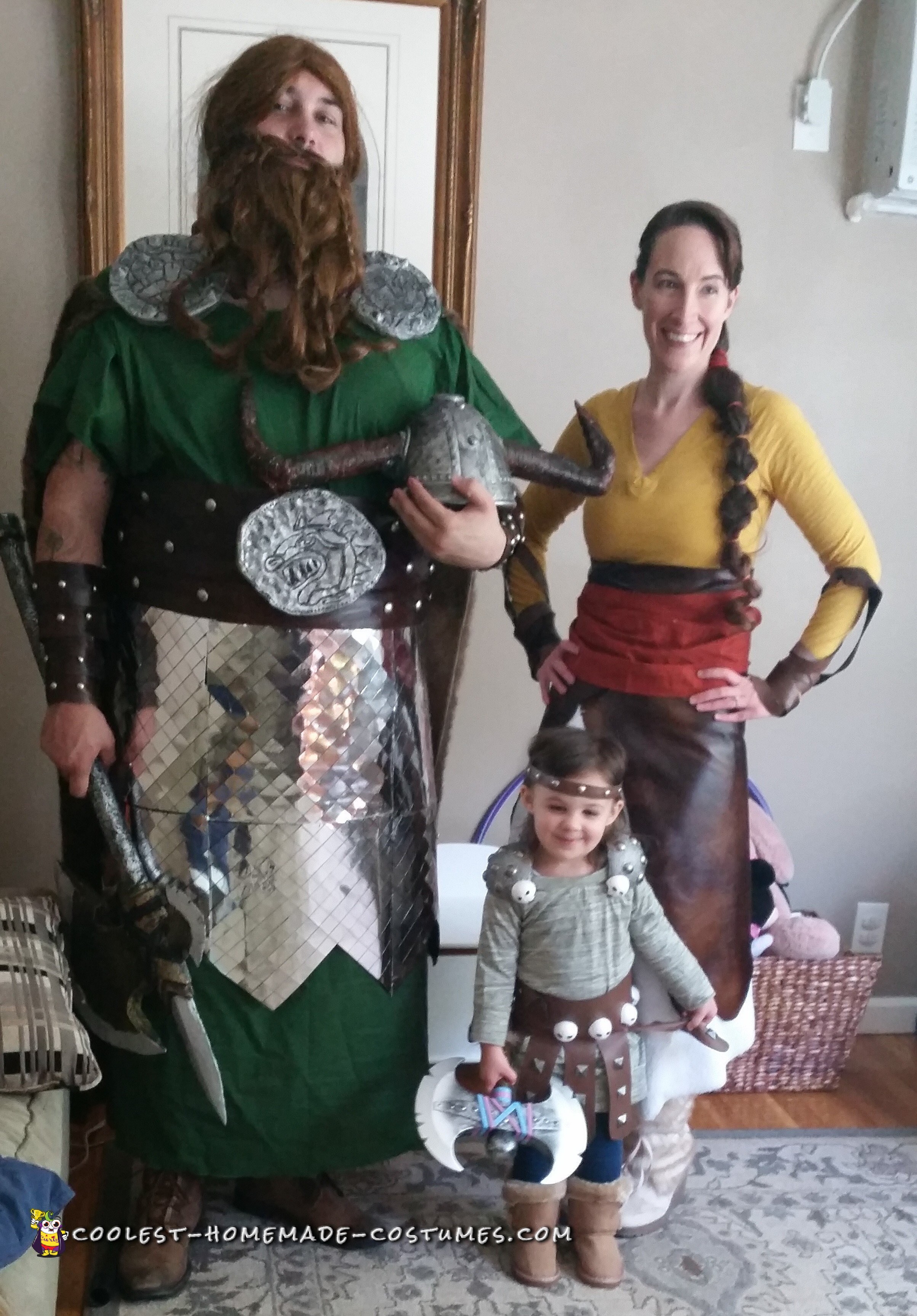 How to Train Your Dragon Family Costumes