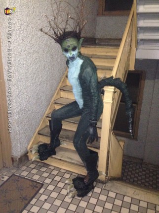 Awesome DIY Reptilian Alien Costume