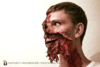 Realistic Exploded Face Make Up