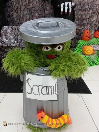 The Most Realistic Oscar the Grouch Costume Ever!