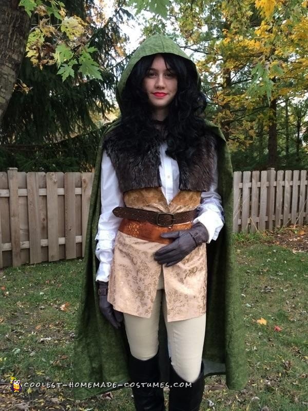 Once Upon a Time Costume: Young Adult Snow White the Bandit