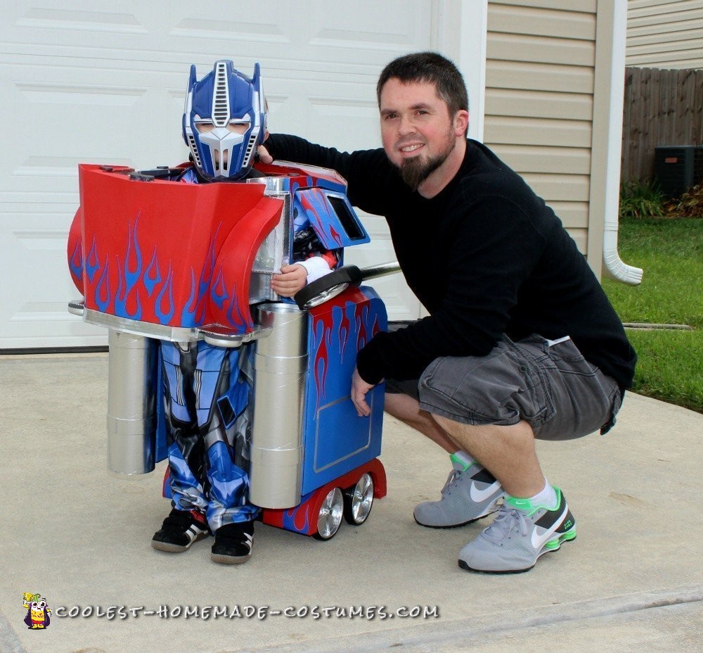 Coolest Transforming Optimus Prime Costume