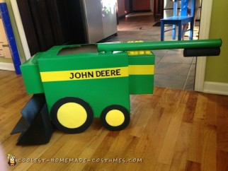 Farm Combine John Deere Costume