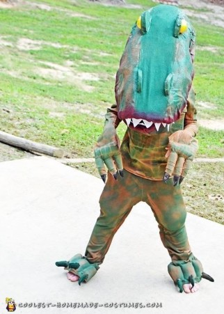 spinosaurus dinosaur costume