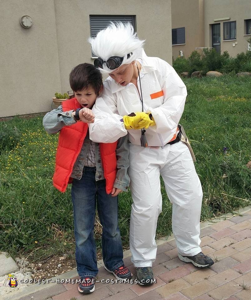 Cool Back To the Future Family Costumes