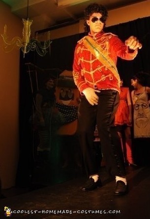 Large Rubies Costume Co Michael Jackson Adult Costume Red & Black Thriller Jacket 