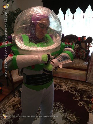 Coolest DIY Buzz Lightyear Costume