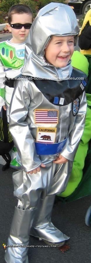 Cool Homemade Astronaut Costume Ideas