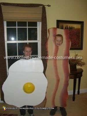 Coolest Bacon and Egg Couple Costume