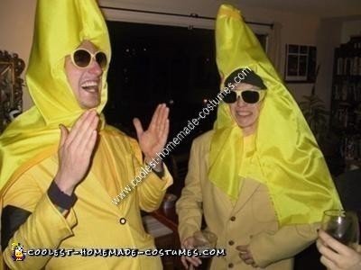 Homemade Banana Couple Halloween Costume Idea