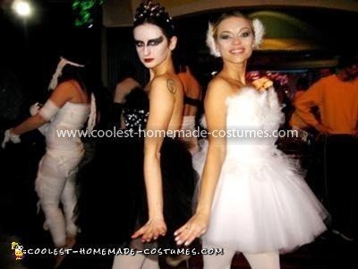 Coolest Black and White Swan Couple Costume 4