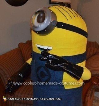 Homemade Despicable Me Minion Costume