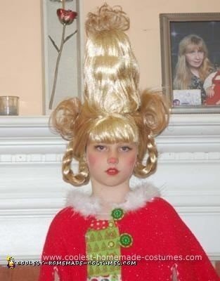 Homemade DIY Cindy Lou Who Child Halloween Costume